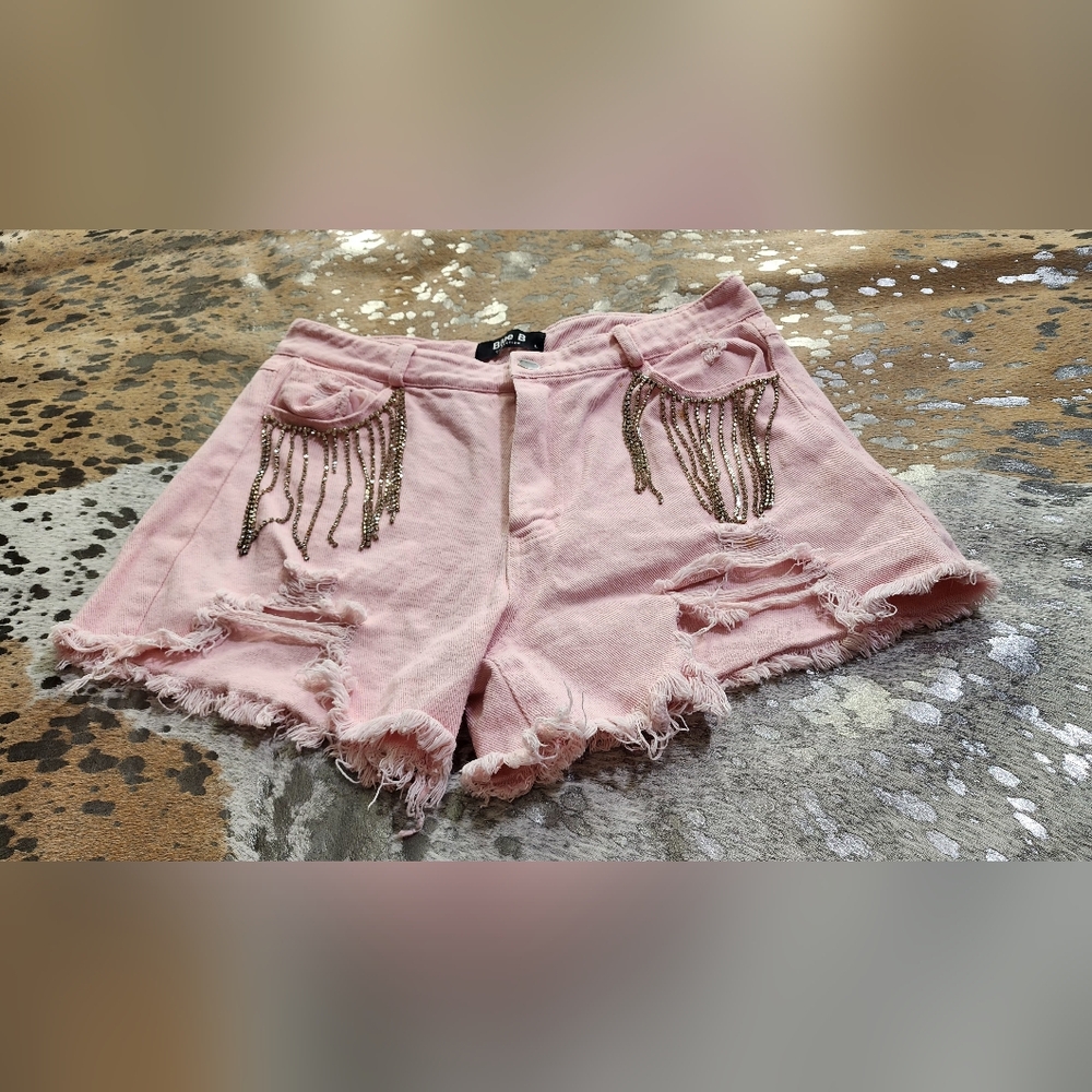 Pink Distressed Women Shorts with Gemstone Tassle Detail - Picture 7 of 7